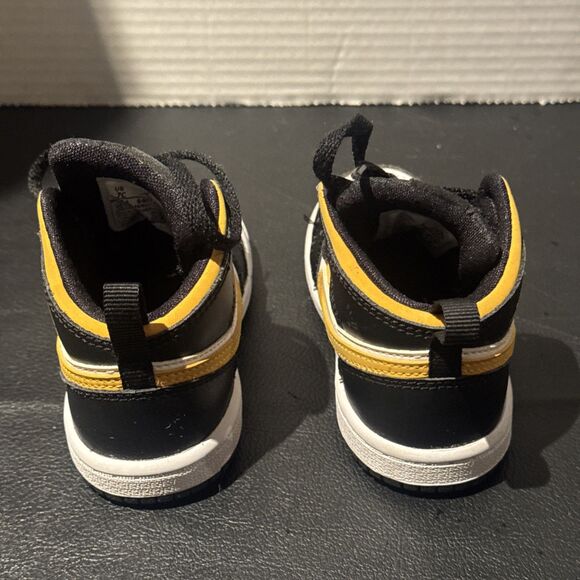 Air Jordan 1 Mid TD 'Black Gold' Size 7C 640735-177 with box - Picture 11 of 11